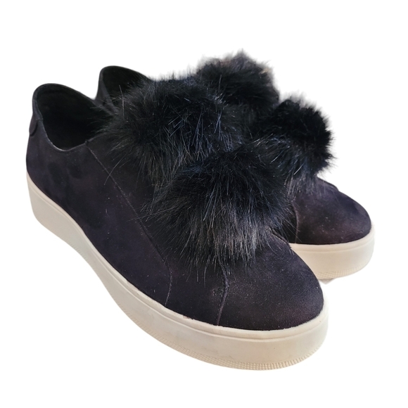 Steve Madden Shoes - Steve Madden Bryanne pom pom slip-on shoes- 9.5